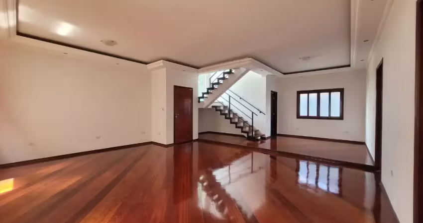 Excelente sobrado em condomínio no Urbanova  com 3 dormitórios, área gourmet.