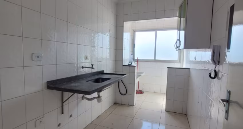 Apartamento no Jd. Paulista, 2 dormitórios, sacada.