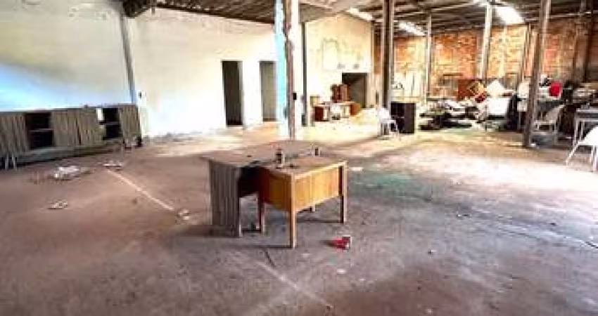 Galpão Comercial Conj. Vera Cruz 600m²