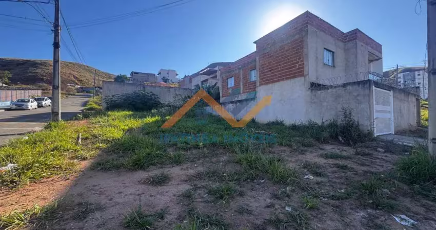 Terreno à venda na Rua Maçarico, Vila Celeste, Ipatinga