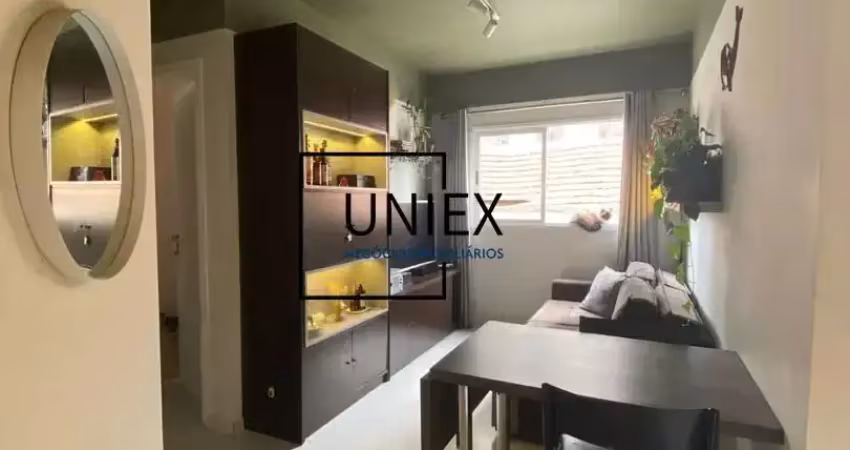 Baixou de preço! Lindo apartamento semi mobiliado, pronto para morar com  2 dormitórios no Centro de Curitiba