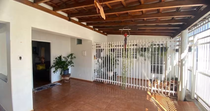 Casa com 3 dormitórios à venda, 120 m² por R$ 380.000,00 - Santa Marta - Uberaba/MG