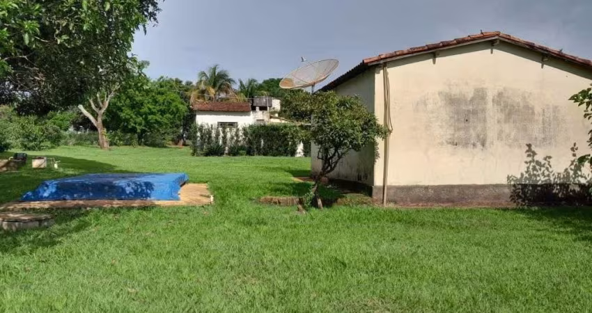 Sítio com 3 dormitórios à venda, 48400 m² por R$ 800.000 - Zona Rural - Uberaba/MG