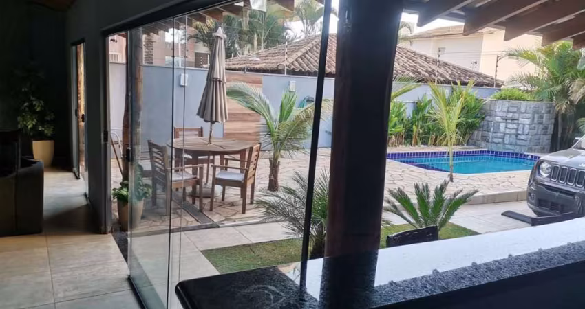 Casa com 2 dormitórios à venda, 170 m² por R$ 980.000,00 - Mercês - Uberaba/MG