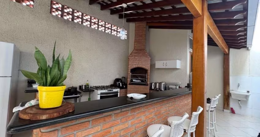 Casa com 3 dormitórios à venda, 286 m² por R$ 800.000,00 - Santa Marta - Uberaba/MG