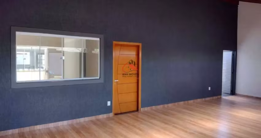 CASA À VENDA NO JARDIM NENÊ GOMES