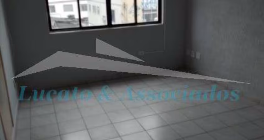 Sala Comercial, 4 ambientes + 1 banheiro social.  Ótima Localização no Boqueirão.  Valor da locação R$1.600,00 + condomínio e iptu Agende uma visita s