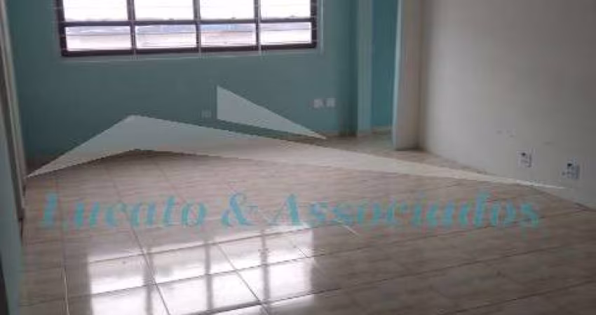 Sala Comercial de Alto Padrão para Locação em Condomínio na Ocian, Praia Grande-SP: 1 Sala, 2 Banheiros, 90m² de Área.