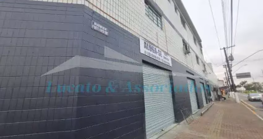 Salão comercial para locação na aviação: 4 salas, 1 banheiro, 300m² em praia grande-sp