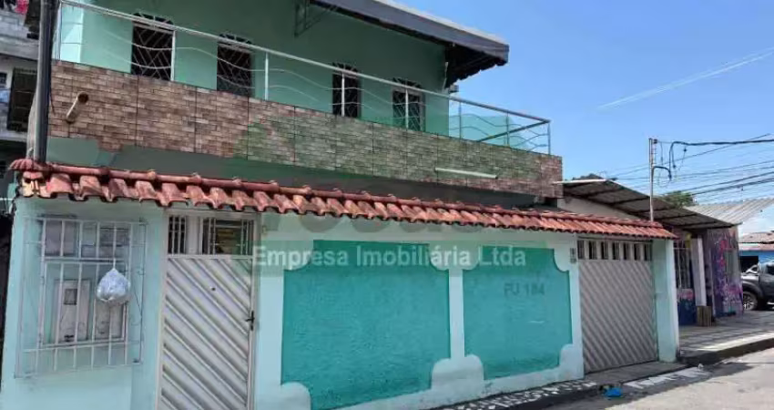 Casa com 4 quartos para alugar no Petrópolis, Manaus 