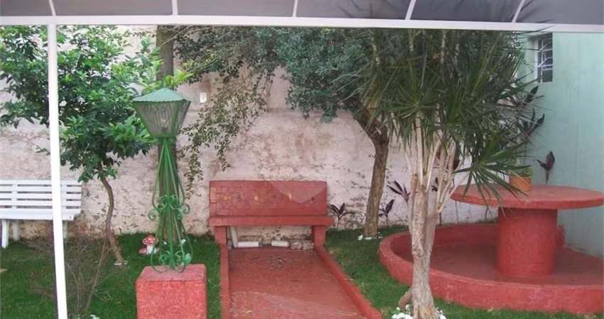 Casa térrea com 8 quartos à venda em Parada Inglesa - SP
