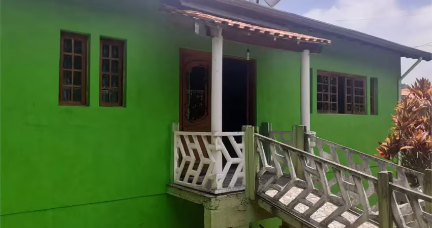 Sobrado com 3 quartos à venda em Capoavinha - SP