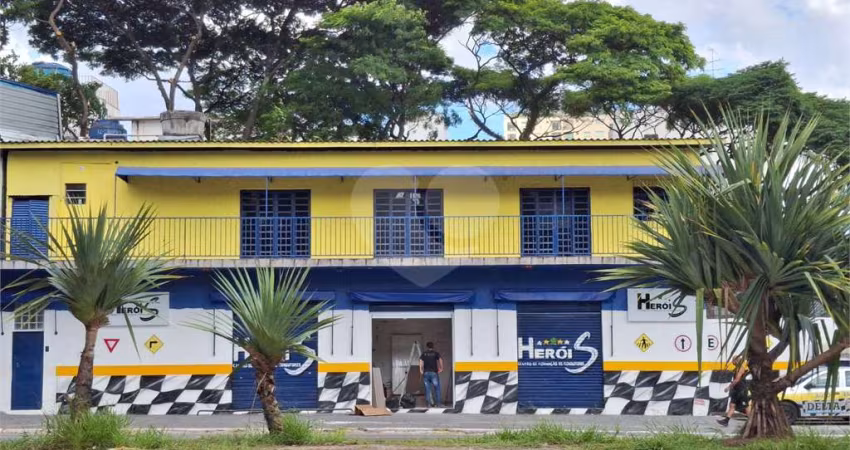 Salão Comercial à venda ou para locação em Santana - SP