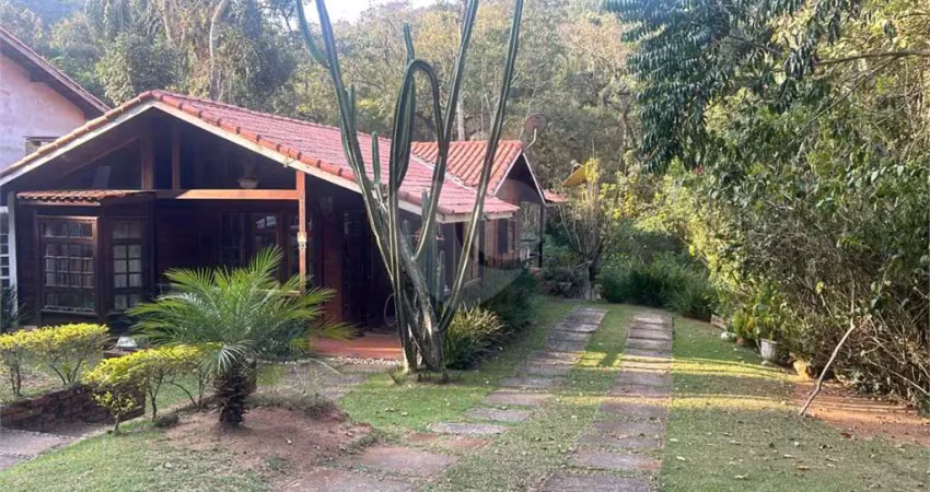 Casa com 3 quartos à venda na Valparaíso, Santa Inês, Caieiras
