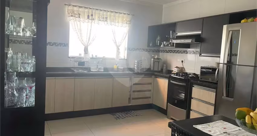 Casa com 3 quartos à venda na Luiz De Almeida Fernandes, Itaquera, São Paulo