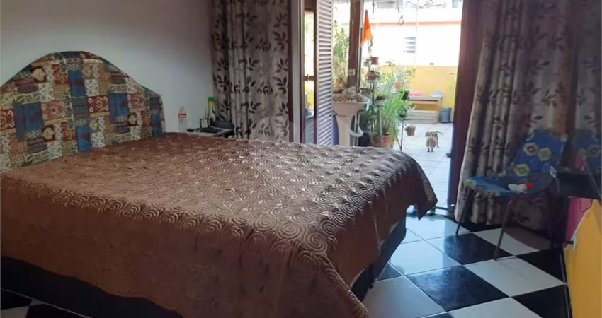Sobrado com 3 quartos à venda em Jardim Almeida Prado - SP