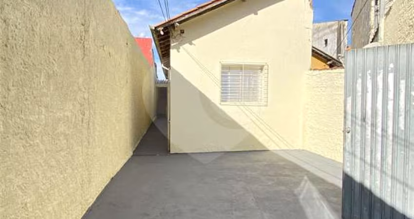 Casa de vila com 1 quartos à venda em Vila Baruel - SP