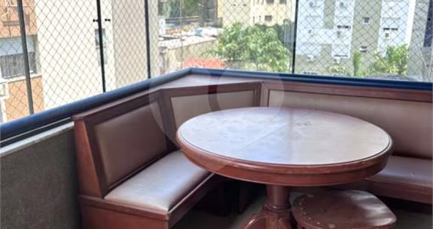 Apartamento com 3 quartos para locação em Santana - RS