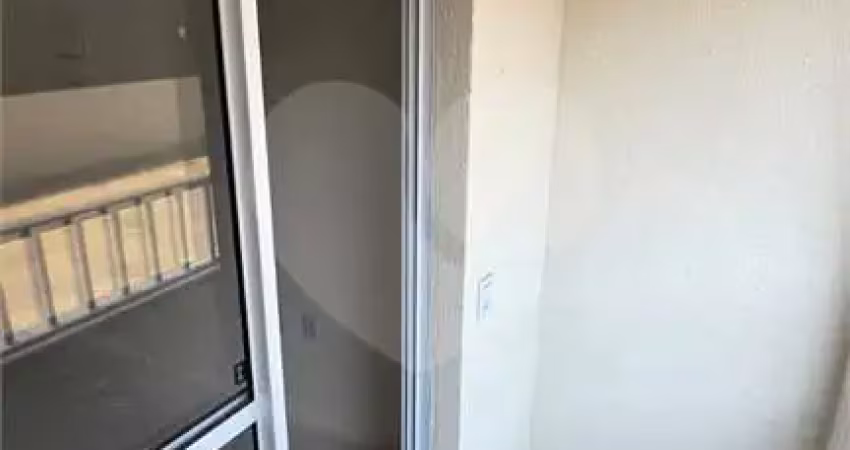 Apartamento com 1 quartos à venda ou para locação em Vila Guedes - SP