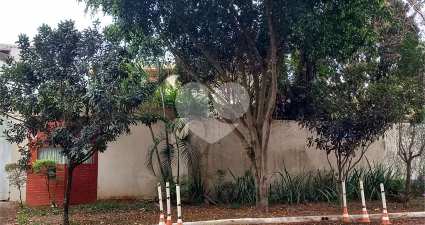 Sobrado com 3 quartos à venda em Jardim Guapira - SP