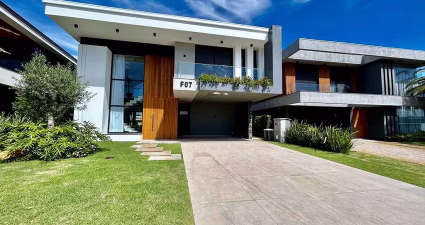 Casa em condomínio fechado com 5 quartos à venda na Rua Rio Jacuí, 1366, Centro, Xangri-Lá