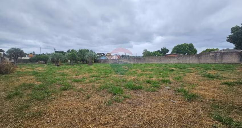Area de terra , com 2.398m², toda murada , ótima para condomínio fechado, em Esteio -RS