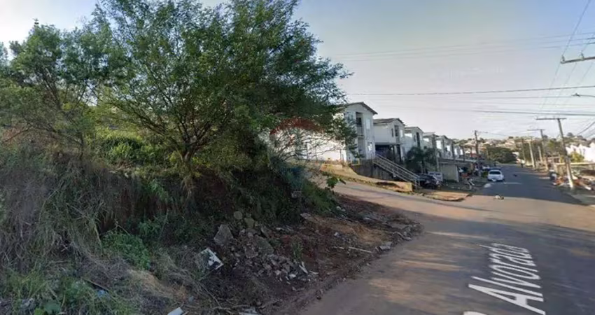 Terreno em sapucaia: vista montanha e sol abundante