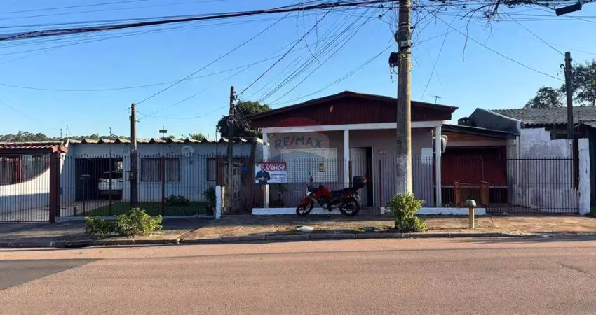 Casa 30m²,  em um amplo terreno  de 770 m², 4 quartos, rua são francisco 483, vila olimpica - esteio - rs