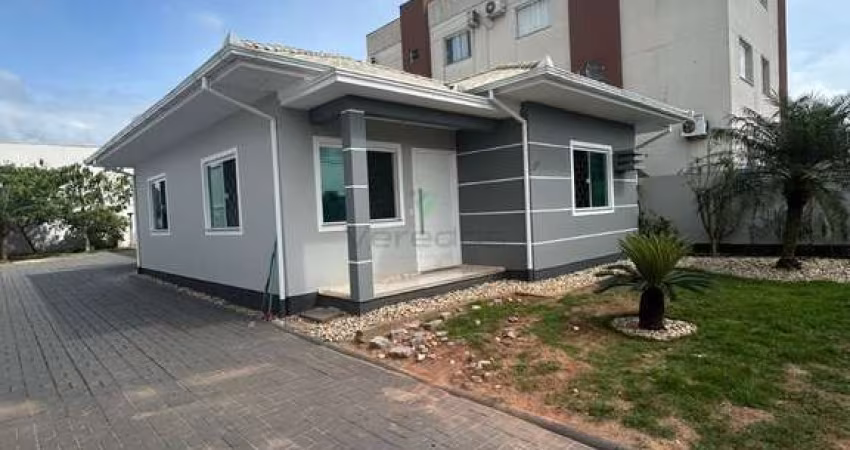 Casa com 3 quartos à venda na Rua Aroeira, 80, Mata Atlântica, Tijucas