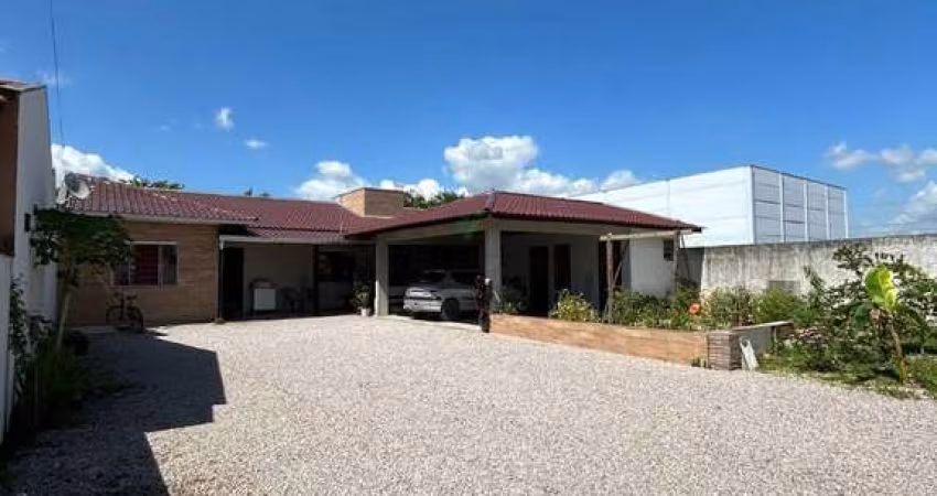 Casa com 3 quartos à venda na Rua Antônio Santiago da Silva, 330, XV de Novembro, Tijucas