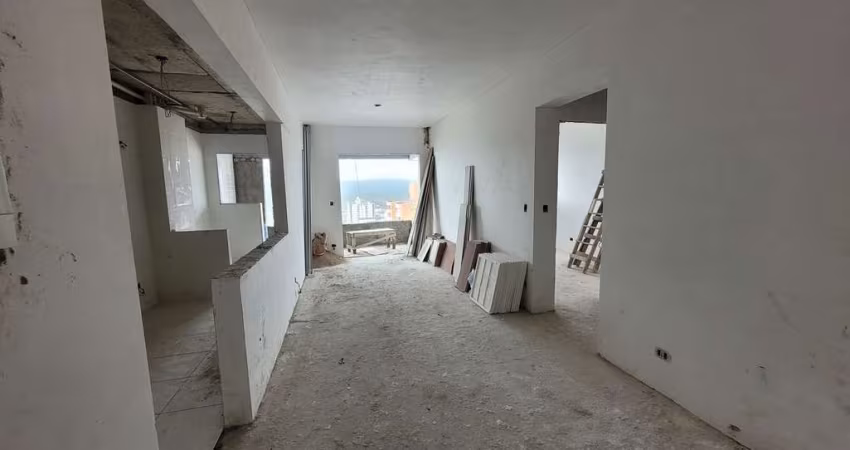 Apartamento à Venda em Praia Grande, 2 dormitórios, Ocian - R$480 mil