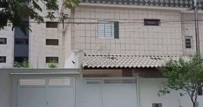 Casa sobrado à venda em praia grande com piscina, 3 dorms, aviação - r$ 660 mil