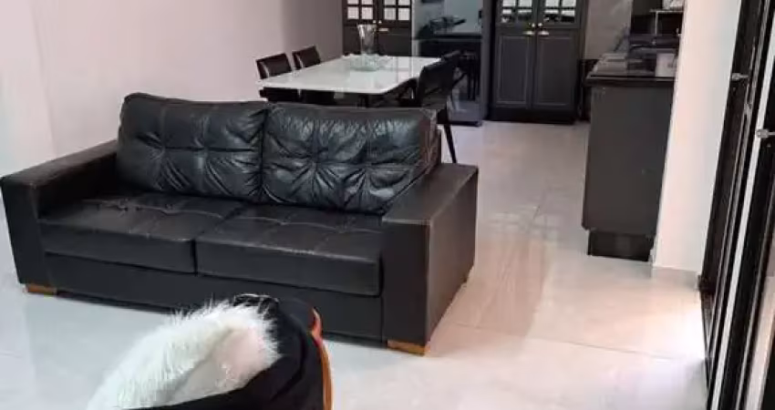 Casa térrea à venda na praia grande - guilhermina - r$1.3 mi