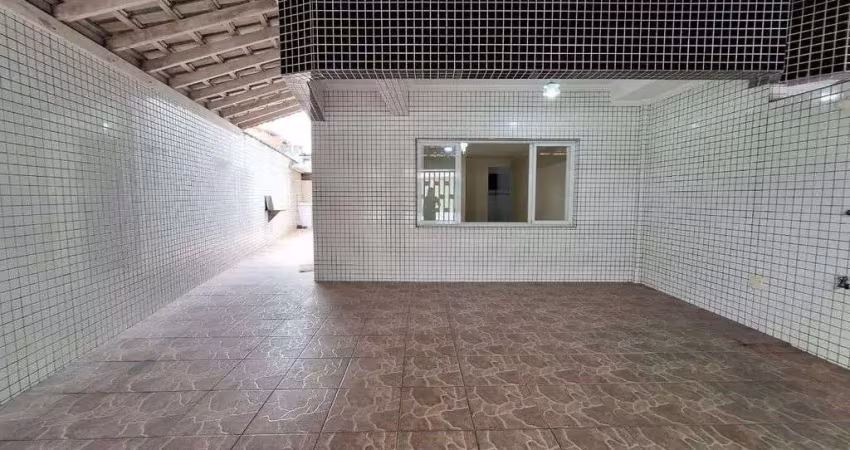 Casa sobrado para locação no bairro canto do forte – praia grande - r$ 5.000,00