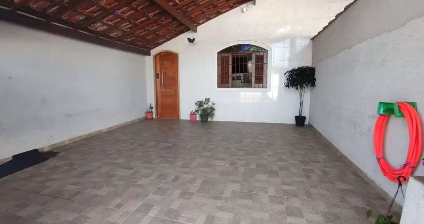Casa geminada para locação no bairro ocian  – praia grande - r$ 3.500,00