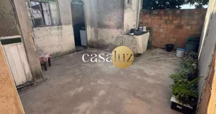 Casa localizada no bairro Canaã/Ibirité