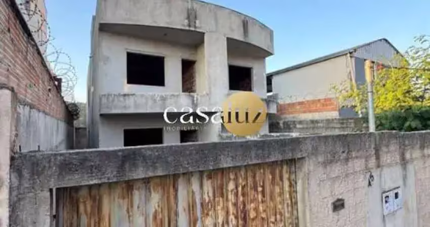 Casas geminadas localizadas no bairro Santa Rosa/ Sarzedo
