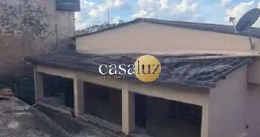 Casa localizada no bairro Lindéia/ Belo Horizonte