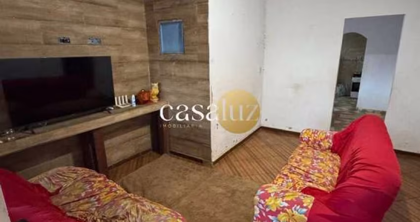 Casa localizada no bairro Liberdade/ Sarzedo