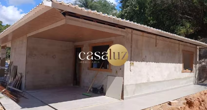 Sítio em fase de acabamento localizado no bairro serra azul /sarzedo
