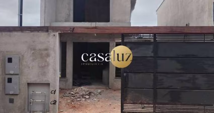 Casa duplex em construção localizada no bairro Masterville /Sarzedo