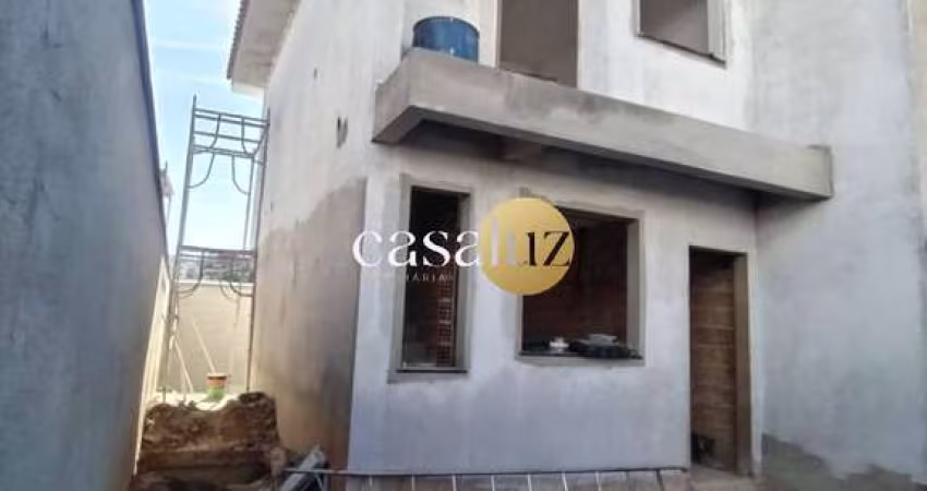 Casa geminada em construção localizada no bairro Masterville /Sarzedo