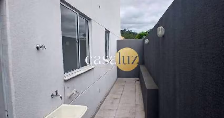 Área privativa localizada no bairro Lago Azul /Ibirité