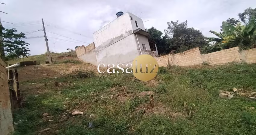 Terreno localizado no bairro Santo Antônio/ Sarzedo
