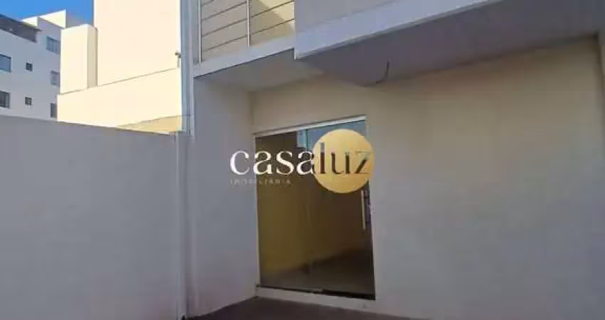 Casa duplex localizada no bairro recanto verde 2° sessão /ibirité