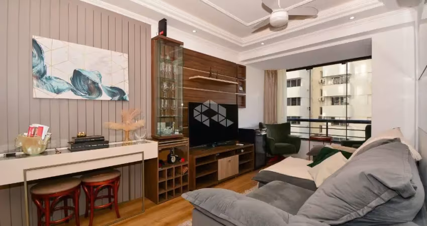 Apartamento semimobiliado com 3 quartos 1 suite e vaga de garagem no centro de florianópolis
