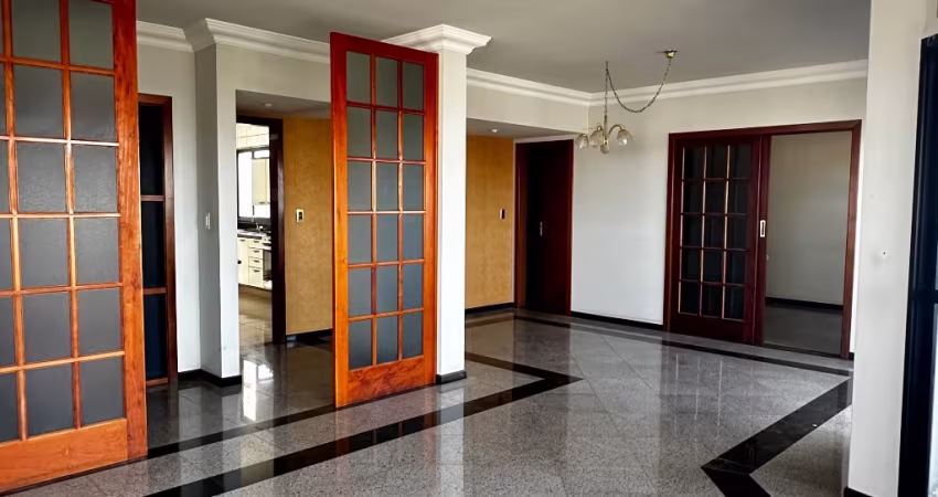 Apartamento Amplo 3 Suites 3 Vagas