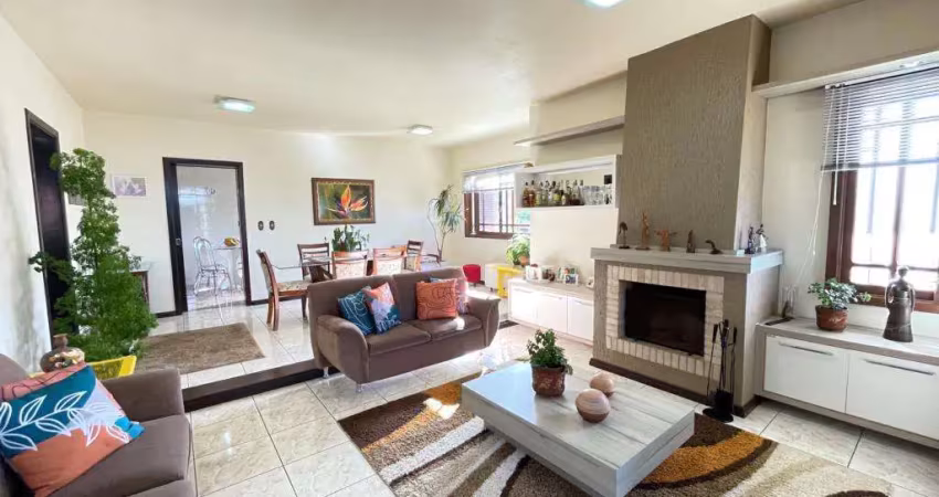 Casa 04 dormitórios à venda no bairro centro com 172 m² de área privativa