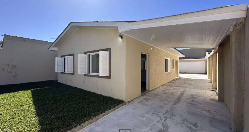 Casa 03 dormitórios com piscina à venda no bairro centro