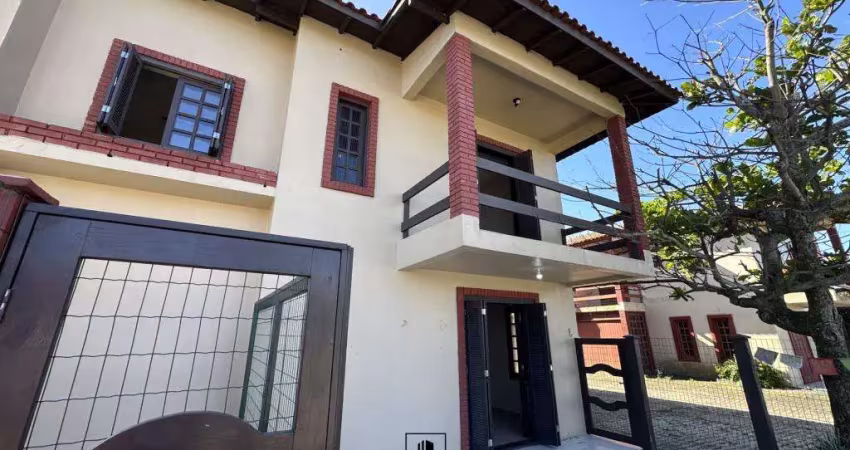 Duplex/geminado 03 dormitórios à venda no bairro centro